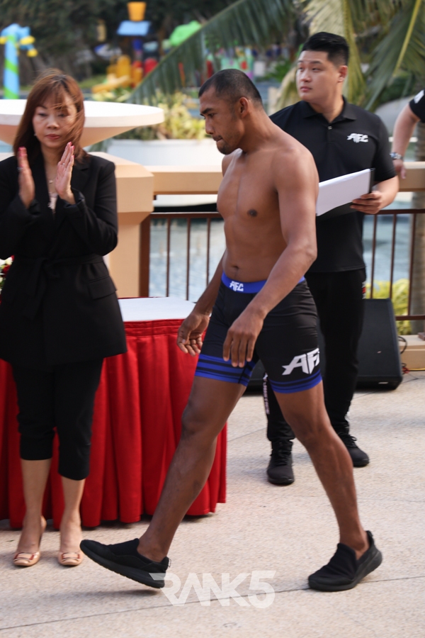 고석현(77.28kg) vs 알윈 킨카이(77.18kg) Ⓒ정성욱 기자